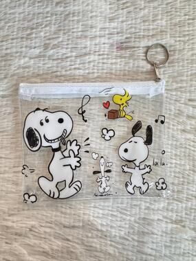 Snoopy and friends singing and dancing clear pouch keychain zipper white